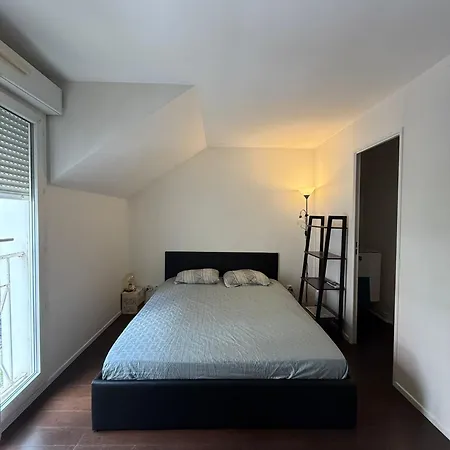 Private Bedroom, In A House Of 2 Roomates Asnieres-sur-Seine
